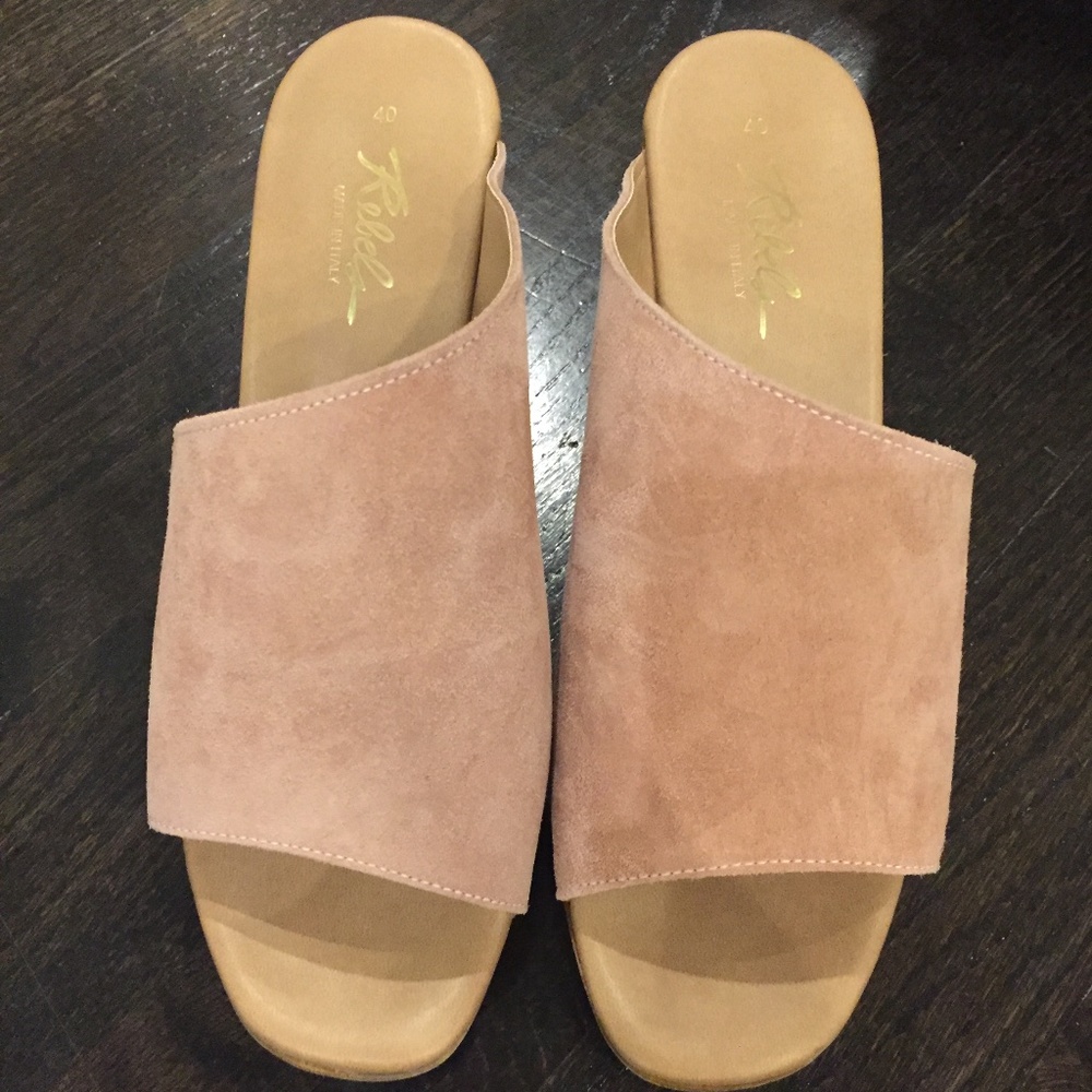 Rebels Italian Eloise platform mules shoe size 9